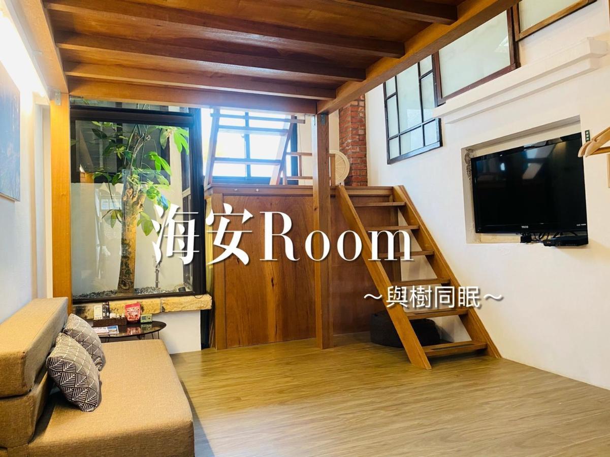 捉鳳凰 台南百年老宅包棟導覽民宿系列catchphoenix Centennial Guesthouse エクステリア 写真