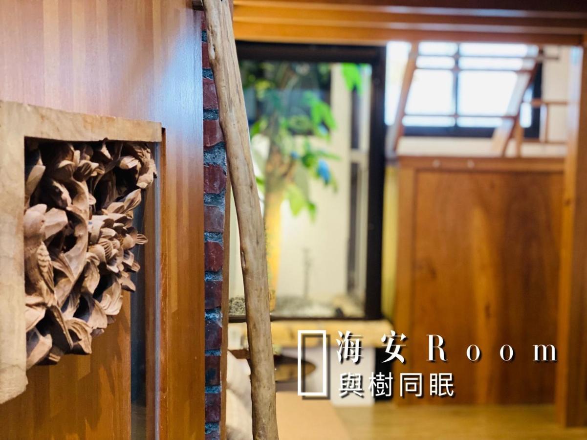 捉鳳凰 台南百年老宅包棟導覽民宿系列catchphoenix Centennial Guesthouse エクステリア 写真