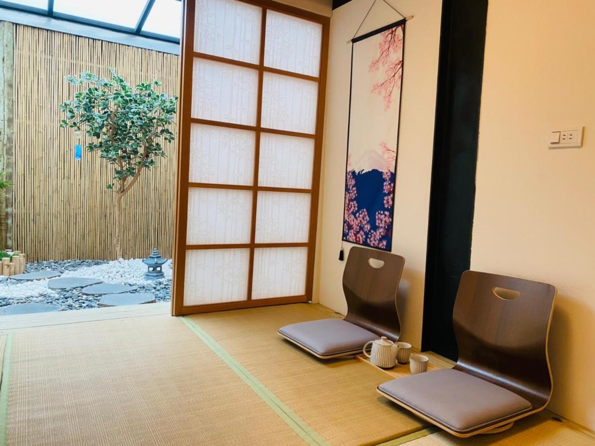 捉鳳凰 台南百年老宅包棟導覽民宿系列catchphoenix Centennial Guesthouse エクステリア 写真